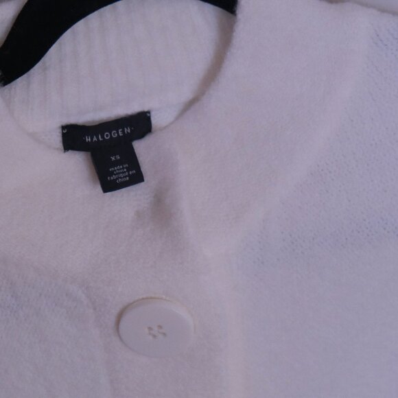 Womens White XS Cropped Cardigan with Large Buttons - Picture 3 of 3